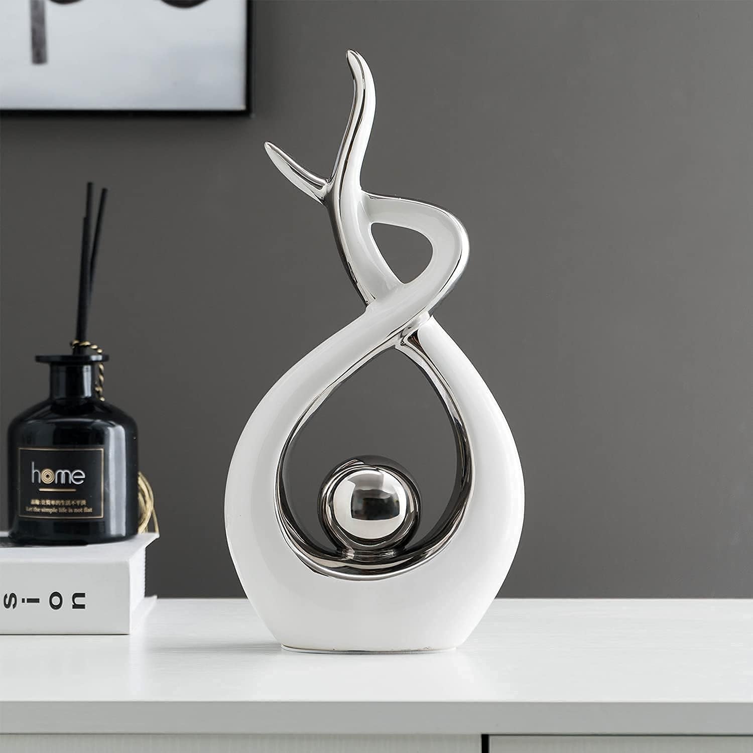 Home Decor Modern Art Ceramic Statue Table House Decorations for Dining Room Living Room Office Centerpiece